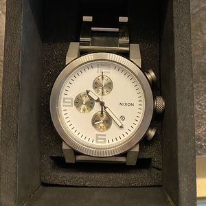 Nixon - The Ride - Dodge